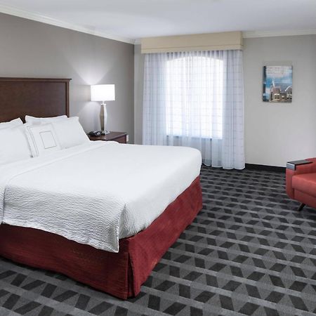 Towneplace Suites Fort Worth Downtown Exterior photo
