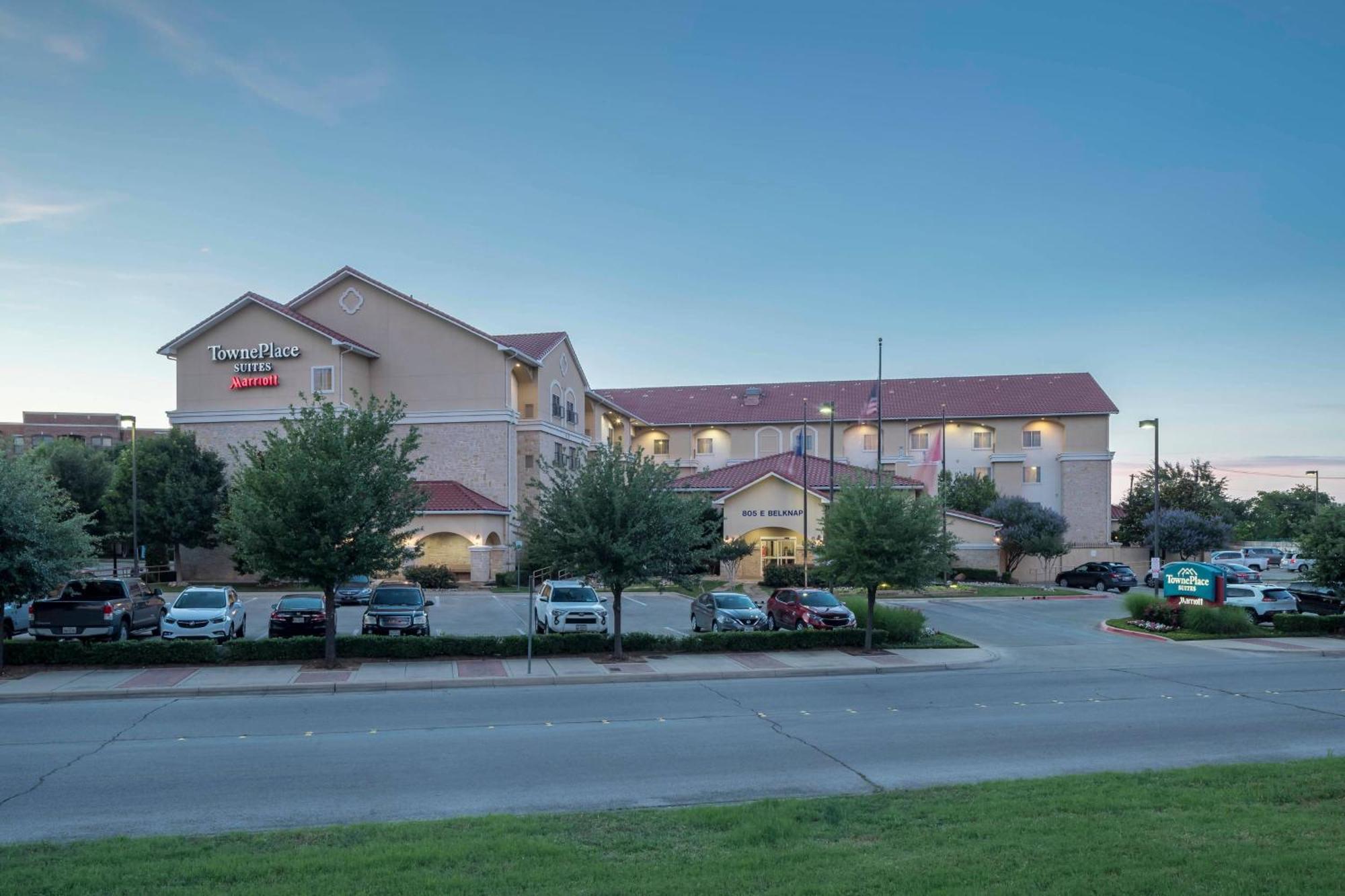 Towneplace Suites Fort Worth Downtown Exterior photo
